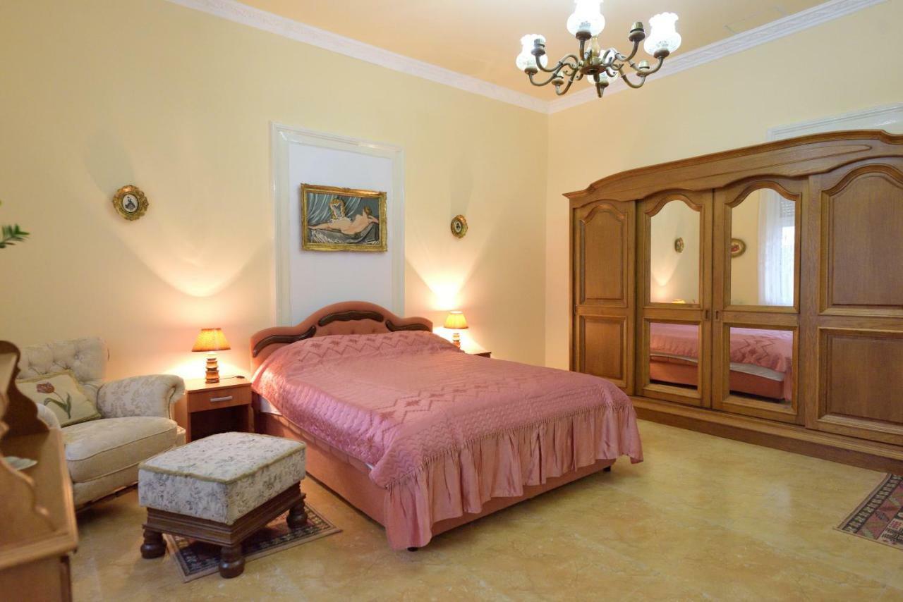 Apartman Vila Milica Kikinda Exterior foto